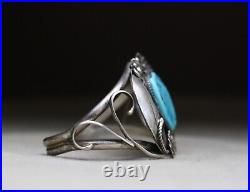 Vintage Native American Navajo Sterling Silver Turquoise Cuff Bracelet