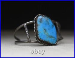 Vintage Native American Navajo Sterling Silver Turquoise Cuff Bracelet