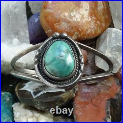 Vintage Native American Navajo Turquoise Cuff Bracelet Sterling Silver Gorgeous