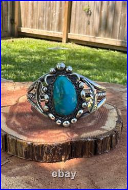 Vintage Native American Navajo Turquoise Sterling Silver Cuff Bracelet