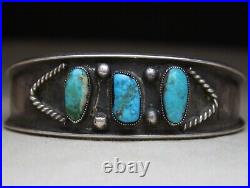 Vintage Native American Navajo Turquoise Sterling Silver Cuff Bracelet