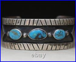 Vintage Native American Navajo Turquoise Sterling Silver Cuff Bracelet