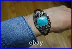 Vintage Native American Navajo Turquoise Sterling Silver Cuff Bracelet