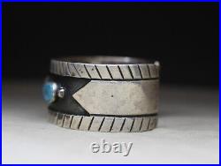 Vintage Native American Navajo Turquoise Sterling Silver Cuff Bracelet