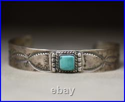 Vintage Native American Navajo Turquoise Sterling Silver Cuff Bracelet Size 6.75