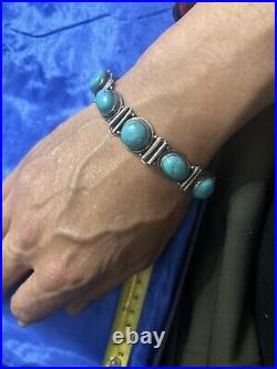 Vintage Native American Navajo sterling silver turquoise bracelet