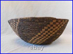 Vintage Native American Reverse Design Apache Bowl Basket