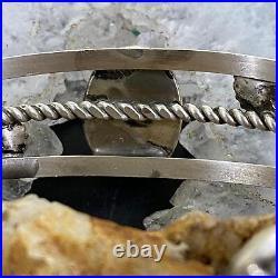 Vintage Native American Silver Oval Malachite Split Shank Bracelet For Women