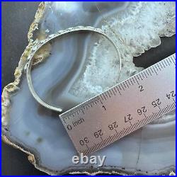 Vintage Native American Silver Turquoise Row Slim Lightweight Bracelet For Women