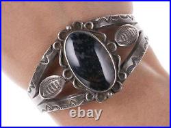 Vintage Native American Sterling Agate cuff bracelet