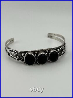 Vintage Native American Sterling Silver 925 Black Onyx Bracelet