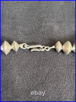 Vintage Native American Sterling Silver Squash Blossom Necklace 22