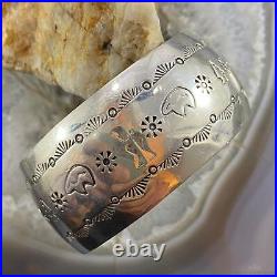Vintage Native American Sterling Silver Stamped Fetish Bears Bracelet For Women