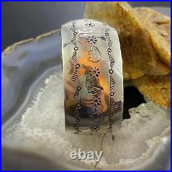 Vintage Native American Sterling Silver Stamped Fetish Bears Bracelet For Women