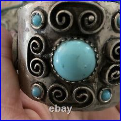 Vintage Native American Sterling Silver Turquoise Cuff Bracelet