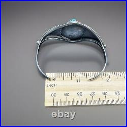 Vintage Native American Sterling Silver Turquoise Cuff Bracelet Size 5 1/2 18 G