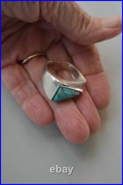 Vintage Native American Sterling & Turquoise Ring SIZE 10 Triangle
