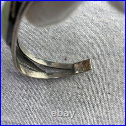 Vintage Native American Style Sterling Silver Cuff with Lemon Chrysoprase Maybe Vintage Native American Style Sterling Silver Cuff with Lemon Chrysoprase Maybe