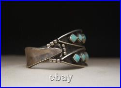 Vintage Native American Zuni Sterling Silver Turquoise Cuff Bracelet