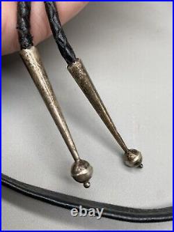 Vintage Native American sterling Man in the Maze bolo tie