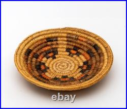 Vintage Navajo Diné Ceremonial/Wedding Coiled Basket/Tray, Diameter 10 3/4