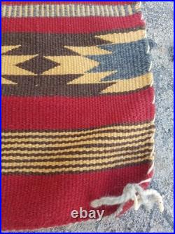 Vintage Navajo Handwoven Beautiful Native American Rug Carpet 21.2x15.3 cm