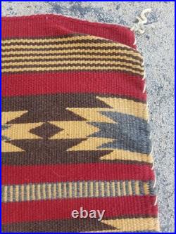 Vintage Navajo Handwoven Beautiful Native American Rug Carpet 21.2x15.3 cm