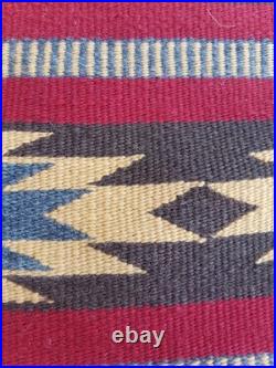 Vintage Navajo Handwoven Beautiful Native American Rug Carpet 21.2x15.3 cm