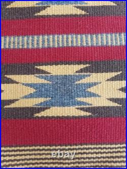 Vintage Navajo Handwoven Beautiful Native American Rug Carpet 21.2x15.3 cm