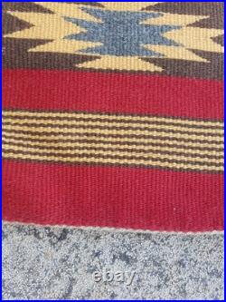 Vintage Navajo Handwoven Beautiful Native American Rug Carpet 21.2x15.3 cm