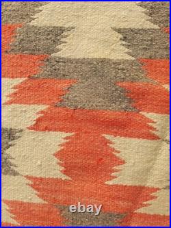 Vintage Navajo Handwoven Beautiful Native American Rug Carpet 35.4x16.1 In