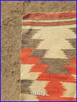 Vintage Navajo Handwoven Beautiful Native American Rug Carpet 35.4x16.1 In