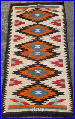 Vintage Navajo Handwoven Beautiful Native American Rug Carpet 55.9x28.3 In