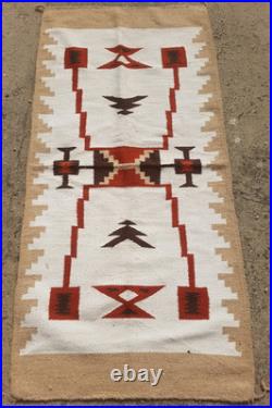 Vintage Navajo Handwoven Beautiful Native American Rug Carpet 60.6x30.3 In