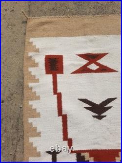 Vintage Navajo Handwoven Beautiful Native American Rug Carpet 60.6x30.3 In