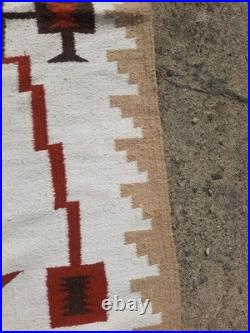 Vintage Navajo Handwoven Beautiful Native American Rug Carpet 60.6x30.3 In