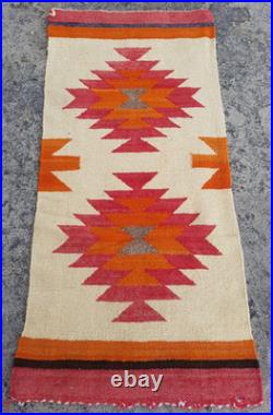 Vintage Navajo Handwoven Beautiful Native American wool Rug Carpet 35.1x16.5 In