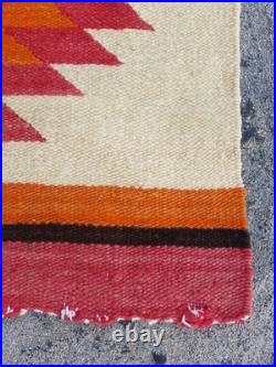 Vintage Navajo Handwoven Beautiful Native American wool Rug Carpet 35.1x16.5 In