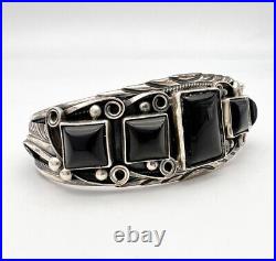 Vintage Navajo Native American Black Onyx Sterling Silver Cuff Bracelet