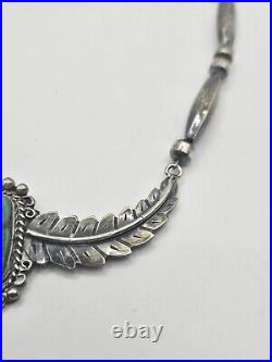Vintage Navajo Native American Necklace Sterling Silver Turquoise Bench Leaves