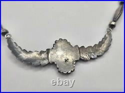 Vintage Navajo Native American Necklace Sterling Silver Turquoise Bench Leaves