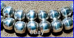 Vintage Navajo Pearls Bench Made Native American. 925 Sterling Silver Necklace