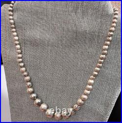 Vintage Navajo Pearls Sterling Silver Graduated 4 14 mm Bead Necklace 20