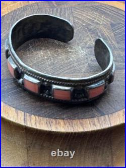 Vintage Navajo Sterling Silver & Coral Cuff Bracelet Vintage Navajo Sterling Silver & Coral Cuff Bracelet