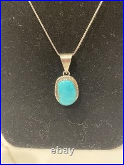 Vintage Navajo Sterling Silver Natural Blue Turquoise Oval Pendant Necklace 18