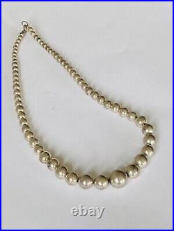 Vintage Navajo Sterling Silver Pearl Bench Bead 15MM Graduated Necklace 18