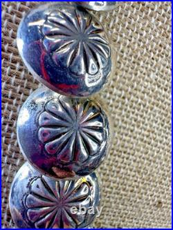 Vintage Necklace Native American Pillow Bead Stamped Flower Disc Turquoise 69 gr Vintage Necklace Native American Pillow Bead Stamped Flower Disc Turquoise 69 gr