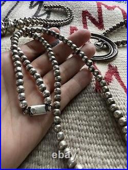 Vintage STERLING SILVER BENCH BEAD NECKLACE Southwestern 22 54g desert pearl