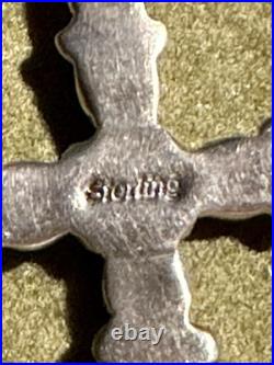 Vintage Zuni Native American cross pendant made of Opals & Silver Lot 293