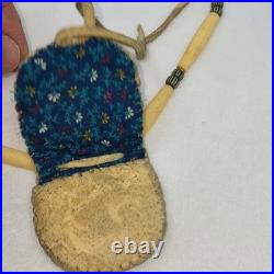 Vtg Native American Porcupine Quilled Bear Leather Pendant Bone & Chevron Beads Vtg Native American Porcupine Quilled Bear Leather Pendant Bone & Chevron Beads